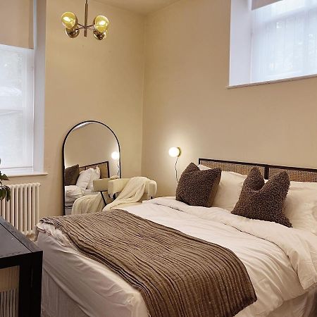 Luxury 2 Bedroom Flat In Central Todmorden Buitenkant foto