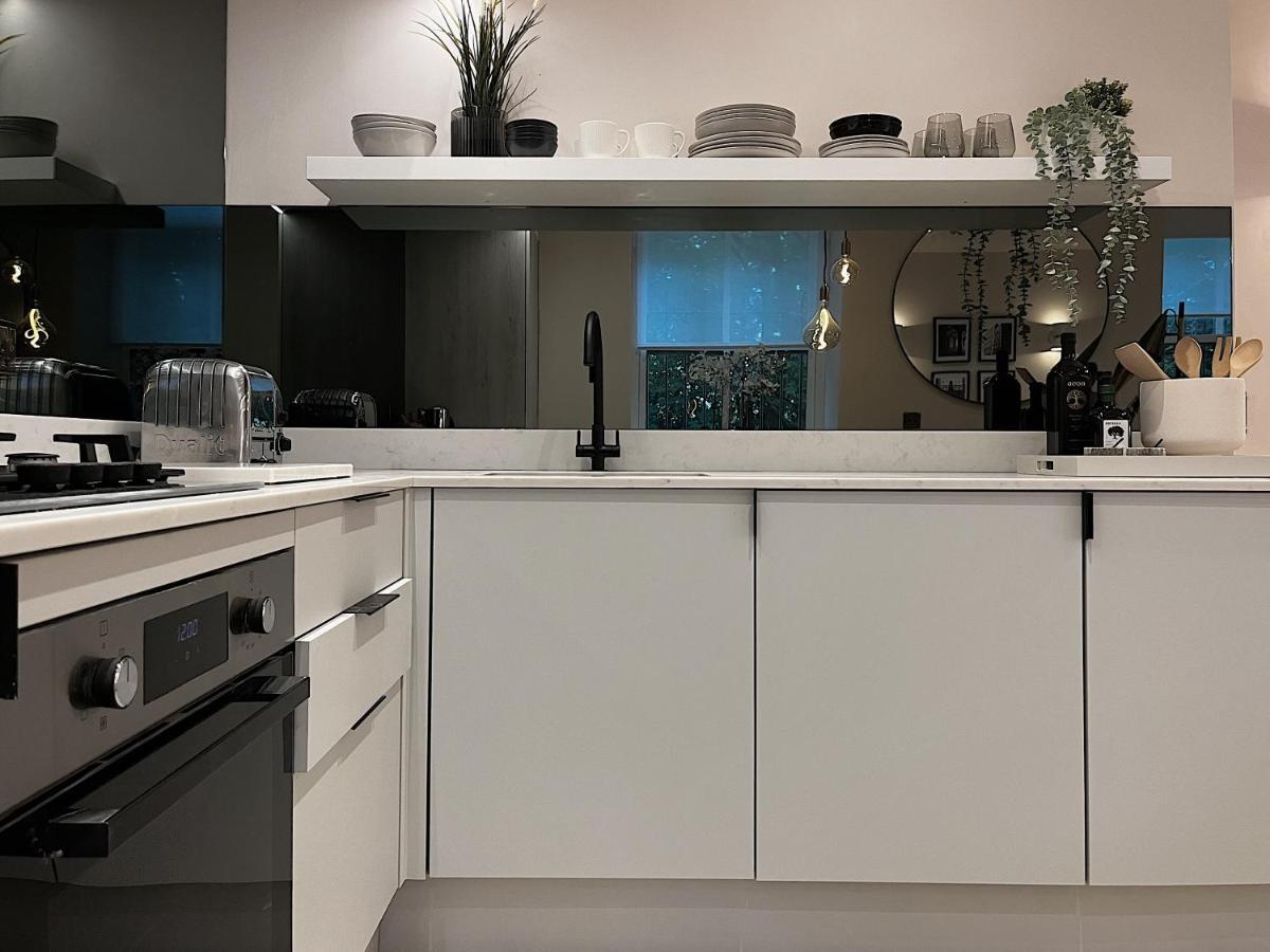 Luxury 2 Bedroom Flat In Central Todmorden Buitenkant foto