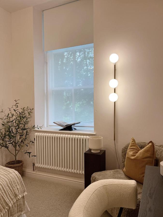 Luxury 2 Bedroom Flat In Central Todmorden Buitenkant foto