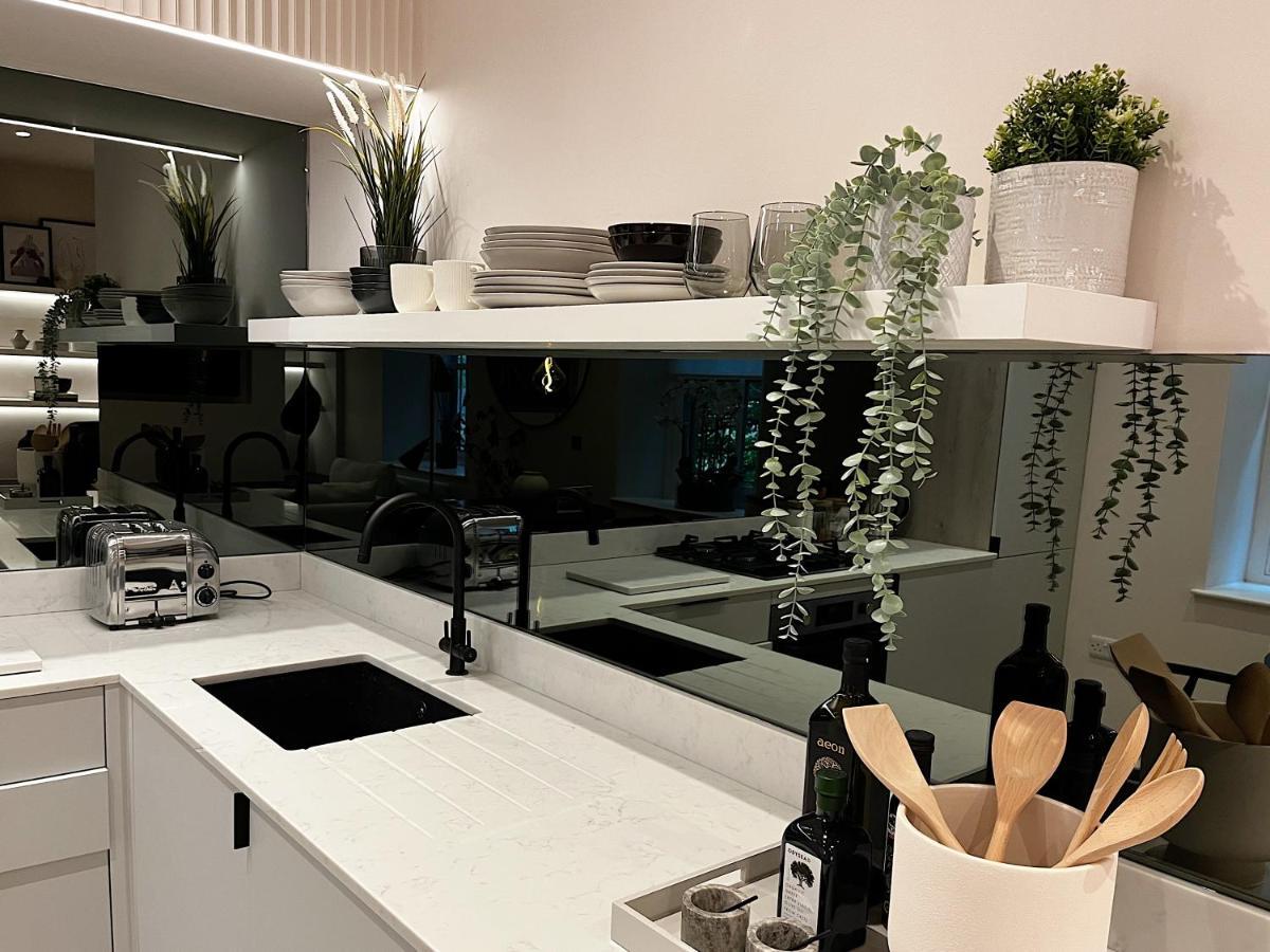 Luxury 2 Bedroom Flat In Central Todmorden Buitenkant foto