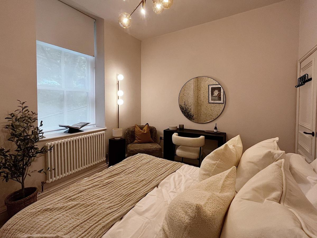 Luxury 2 Bedroom Flat In Central Todmorden Buitenkant foto